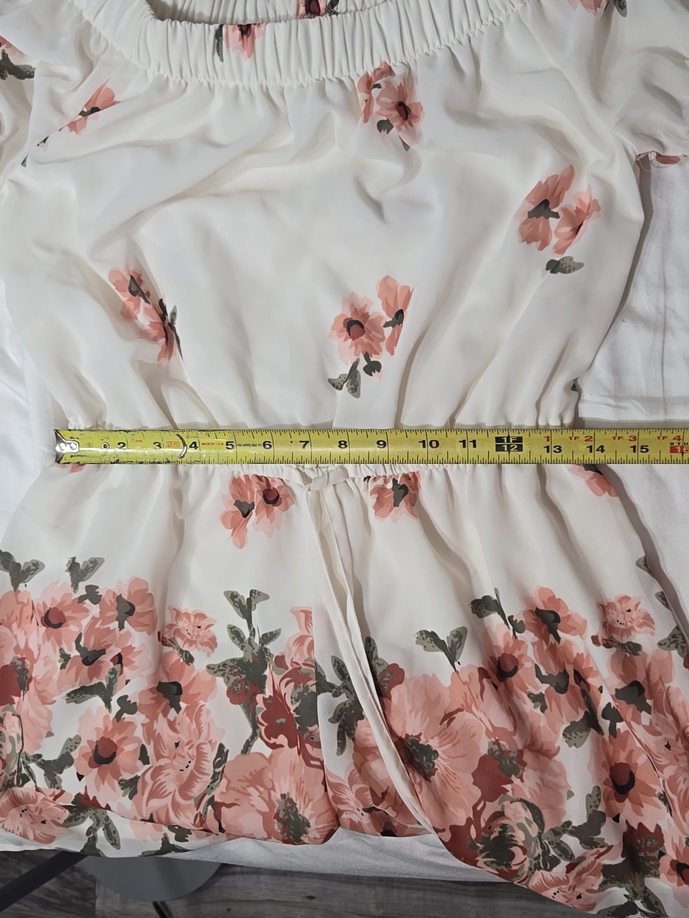 Blush Off Shoulder Floral Bell Sleeve Romper Sz Medium NWT - Picture 7 of 7